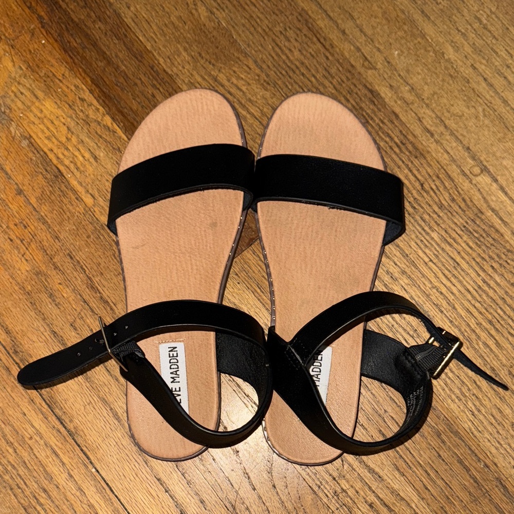 Steve Madden Black Strap Sandals